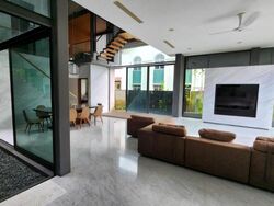 Hillcrest Road (D11), Semi-Detached #460761291